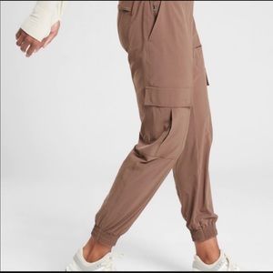 Athleta Chelsea Utility Cargo Jogger